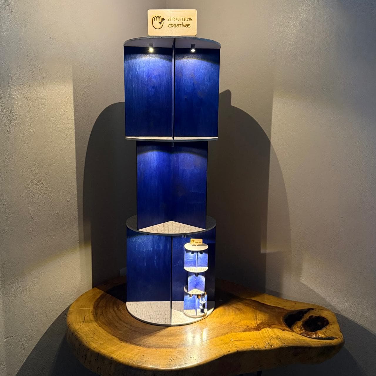 M-Itinerant Art Gallery